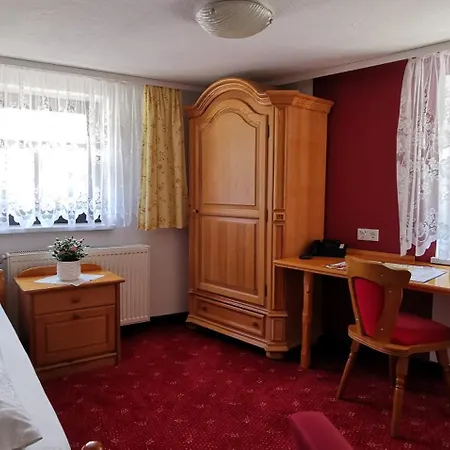 Zum Buergergarten Отель Stolberg (Harz)