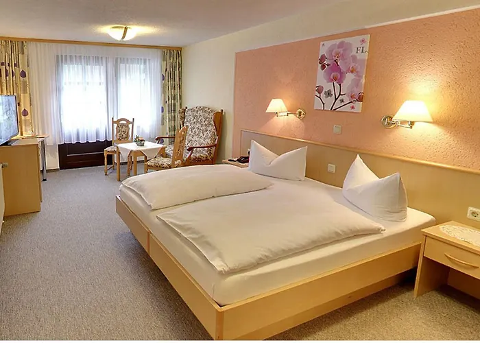 Zum Buergergarten Hotell