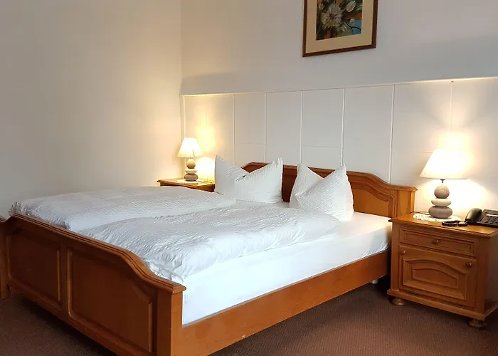 Zum Buergergarten Hotell 3*